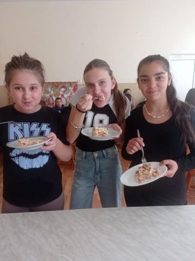 В кухнята 2